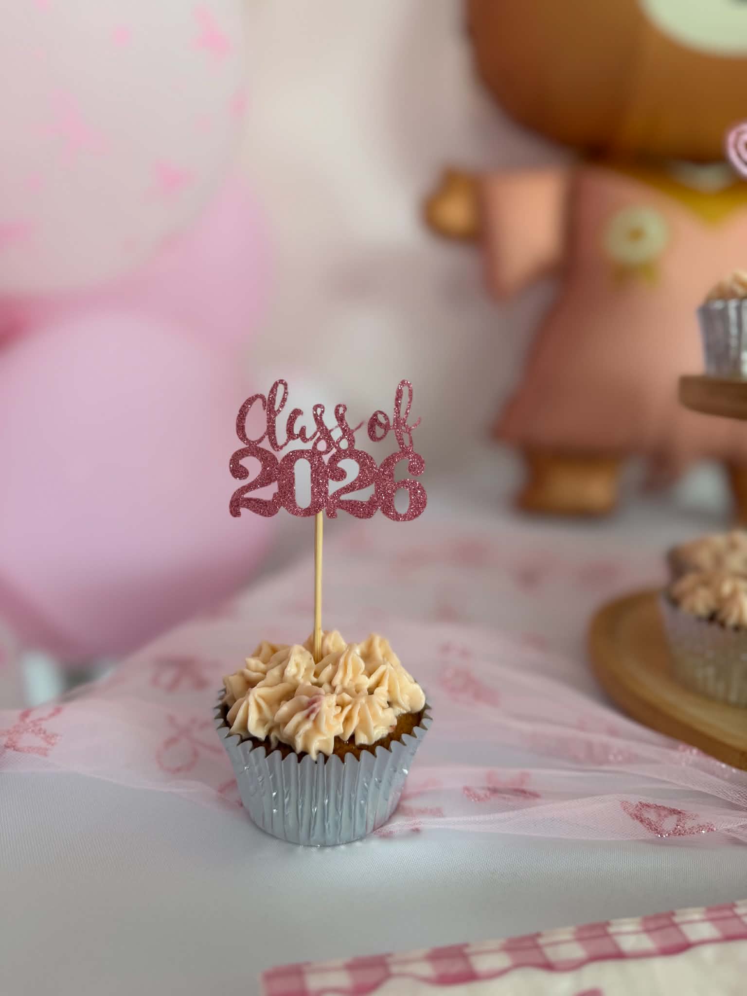 Strawberry and white chocolate cupcakes.
